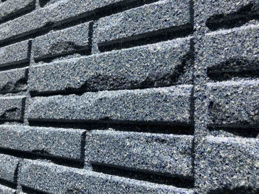 ガイソーウォールグランストーン吹付／高耐久無機系多彩模様仕上げ材